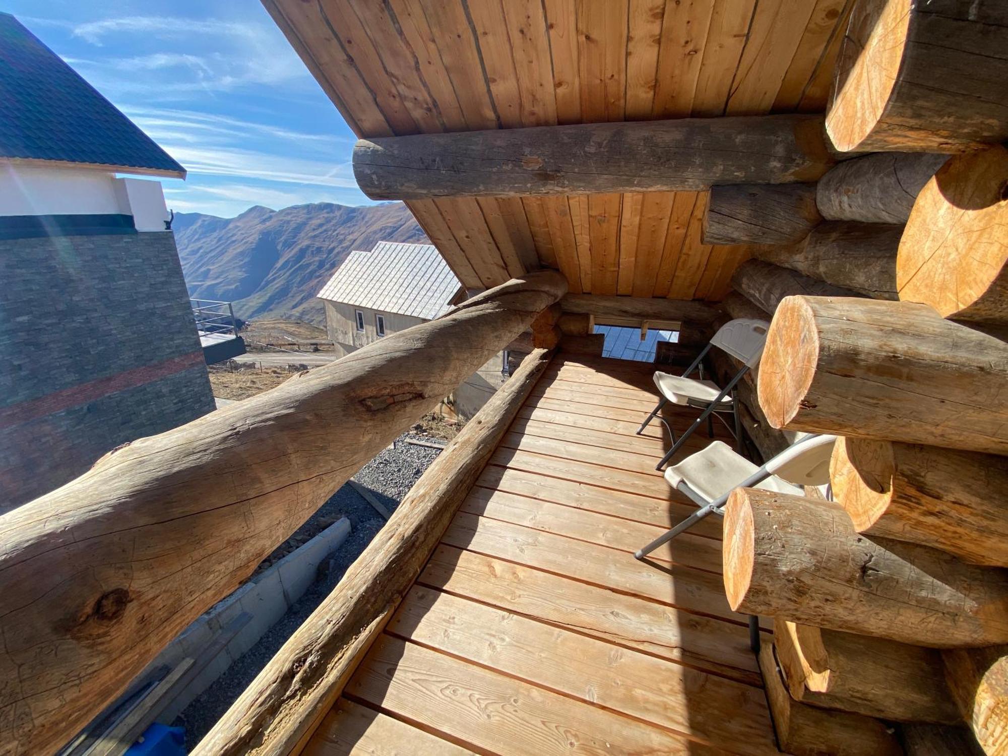 Mountain Cricket Chalets And Apartments Gudauri Zimmer foto